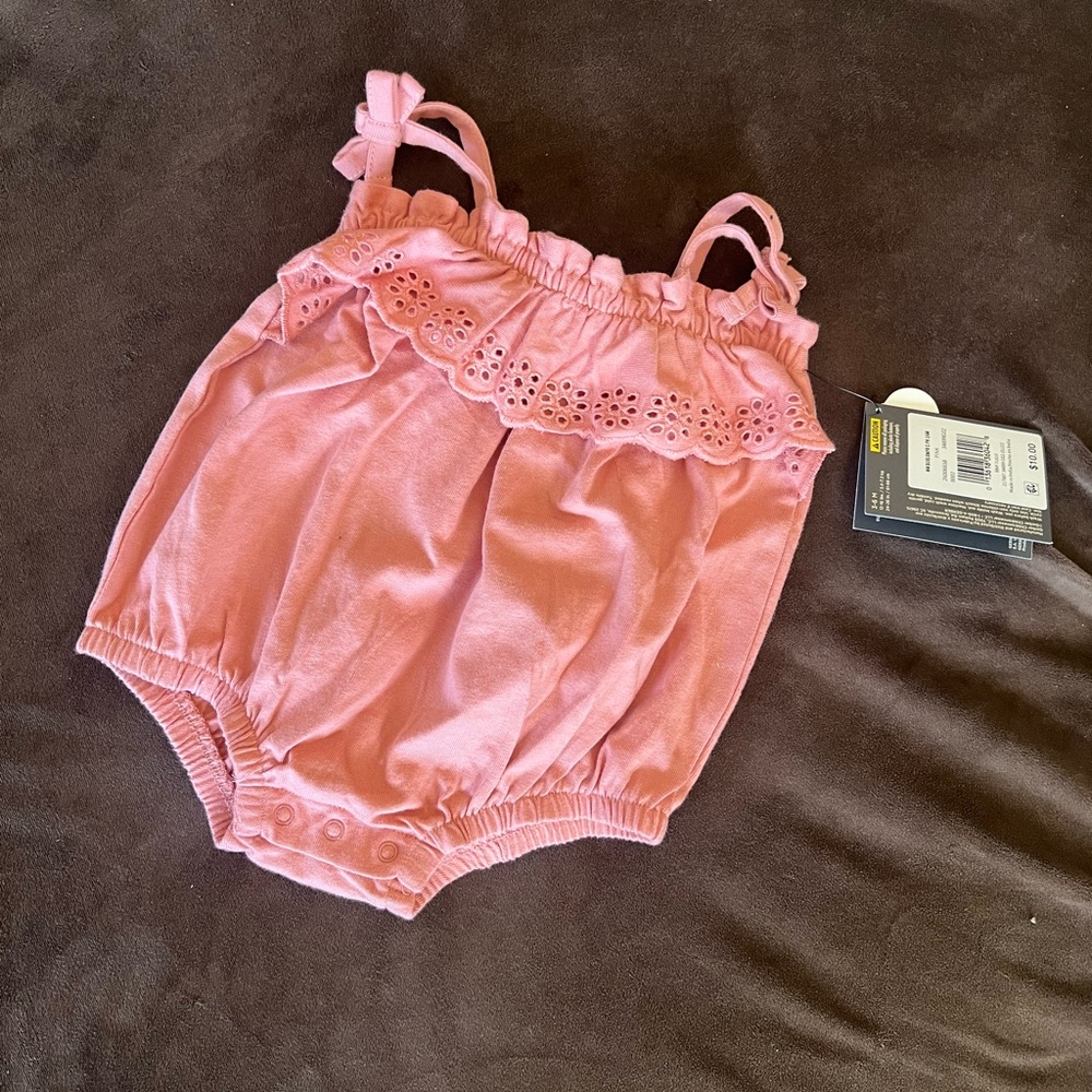 Modern moments by Gerber bubble romper
